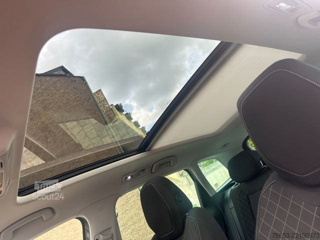 Pick-up SKODA Karoq 2.0l TDI 85kW DSG * PANO * Navi * Klimaaut