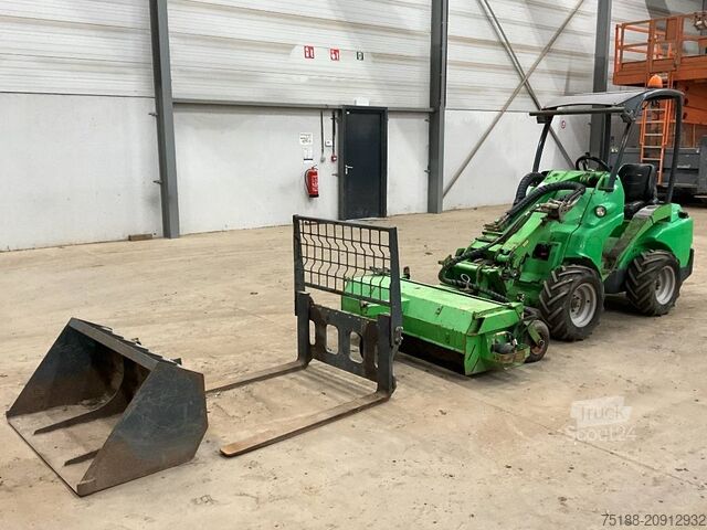 Mini charger Avant 523