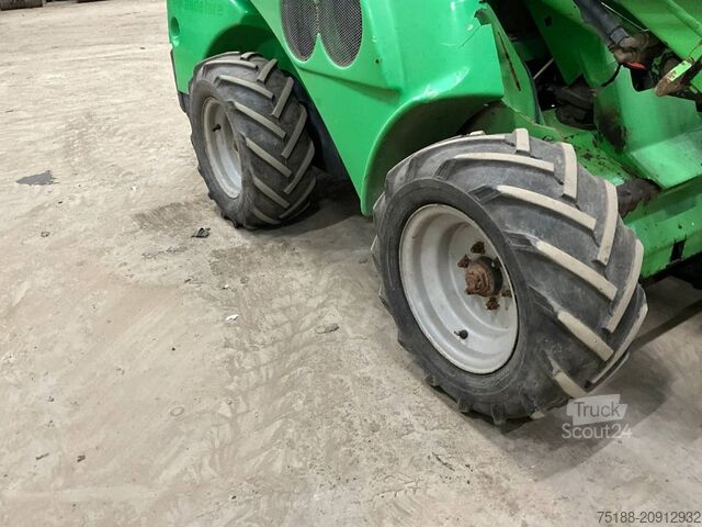 Mini charger Avant 523