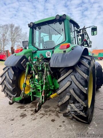 Traktor John Deere 6920S + FL