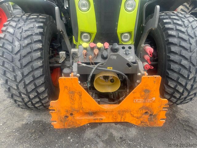 Traktor CLAAS Arion 530