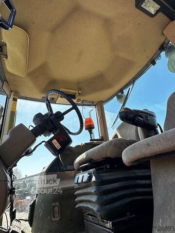 Traktor John Deere 8320 Powershift