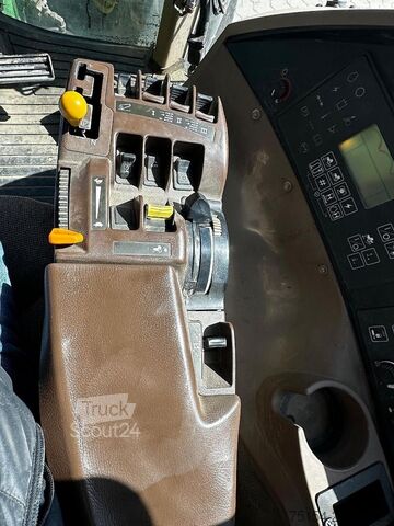 Traktor John Deere 8320 Powershift