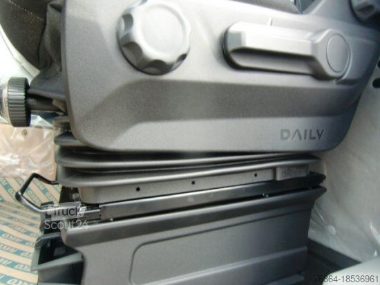Telaio furgone IVECO DAILY 40 - 180 FAHRGESTELL, E6 AUTOMATIK 2 STüCK VERFüGBAR