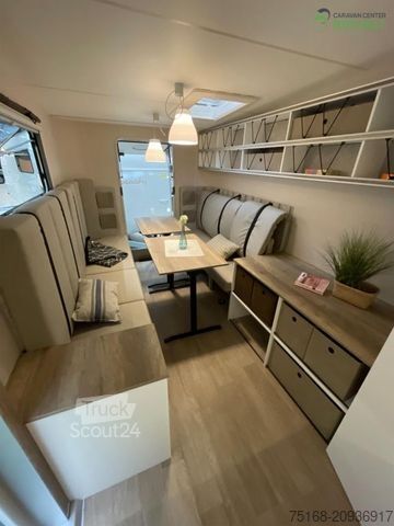 Husvagn HOBBY Beachy 420 Modell 2026