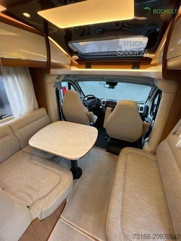Halvintegreret autocamper HYMER/ERIBA Tramp SL 704 Hubstützenanlage /Solar /Lithium /K
