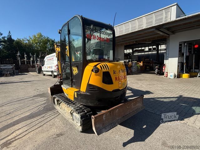 Mini-escavadora JCB 8029