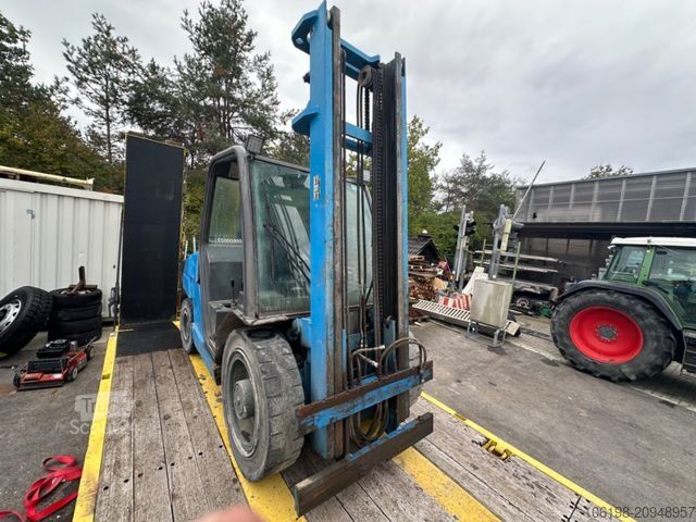 Bezceļu iekrāvējs MANITOU MST 30