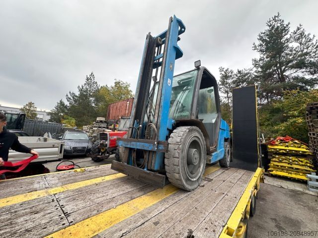 Bezceļu iekrāvējs MANITOU MST 30