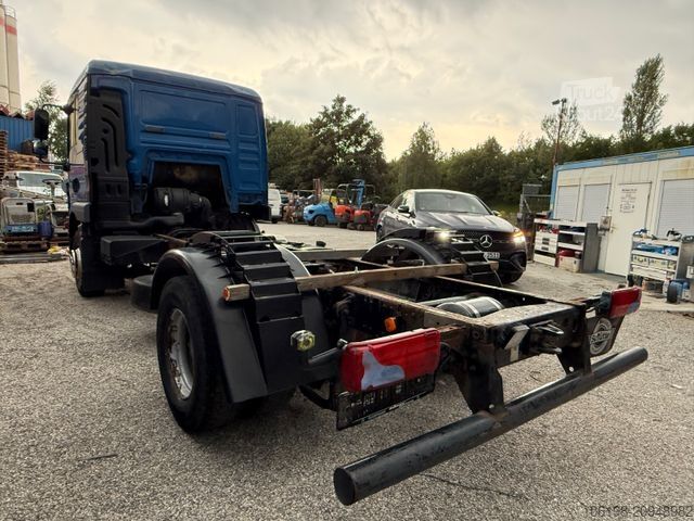 Шасі вантажівки MAN TGM 15 250