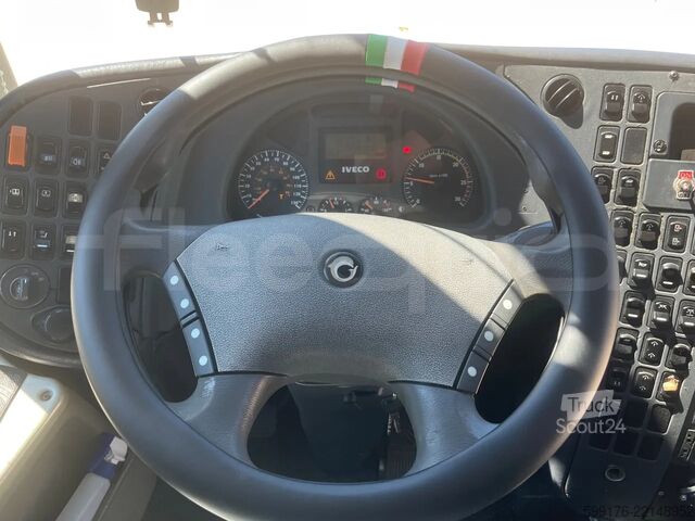 Furgone chiuso Iveco 389