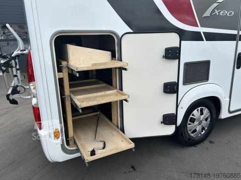 Half-integraal camper Bürstner Ixeo TL 680 G