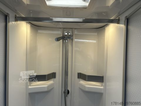 Half-integraal camper Bürstner Ixeo TL 680 G