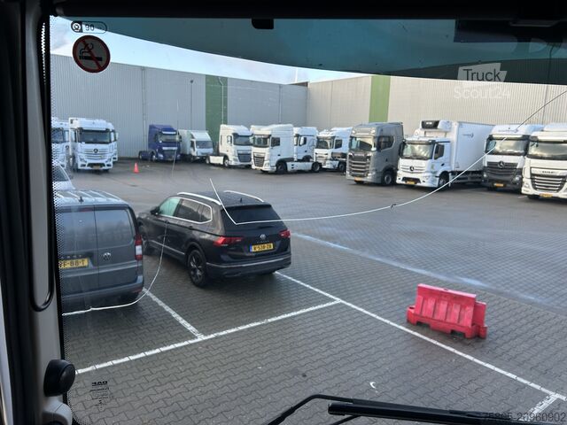 Standaard-SZM DAF XF 480 FTP Space Cab / 510 dkm / 6x2 / Stand Ai...