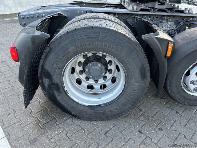 Standaard-SZM DAF XF 480 FTP Space Cab / 510 dkm / 6x2 / Stand Ai...