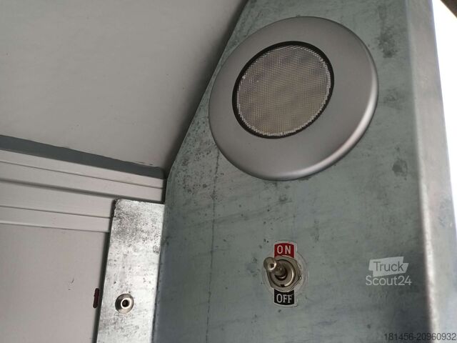 Koferis Cheval Liberté Debon C 800 440x206x206cm aerodynamischer Alukoffer Rampe Seitentür Pullman