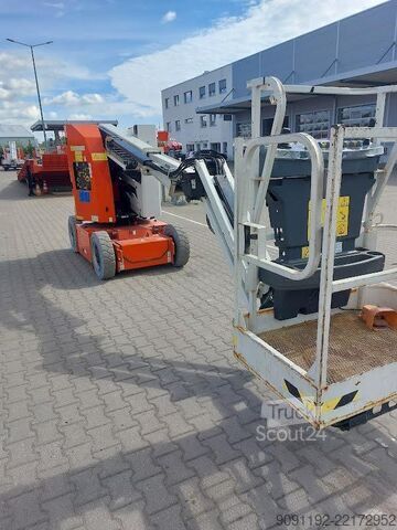 Leddelt teleskopisk arbejdsplatform JLG E300AJP