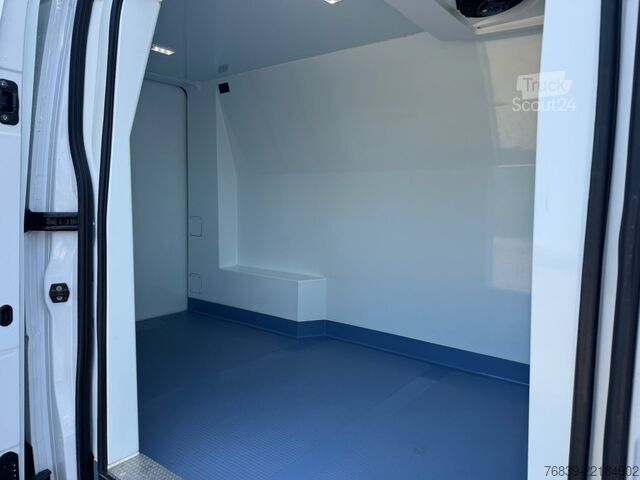 النقل المبرد / المجمد Renault Master -/- 20 °C Thermo King