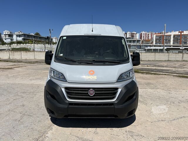 Caravan/camper Fiat Weinsberg Carabus 600 K | 4 posti letto | Completamente attrezzato