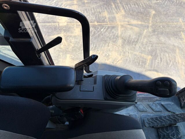 Lánctalpas kotrógép Caterpillar 325 F LCR