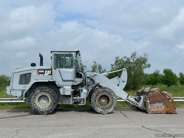 ładowarka Caterpillar 930M