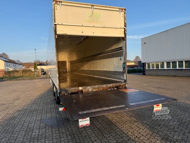 Semi-remorque fourgon FLIEGL SZS300