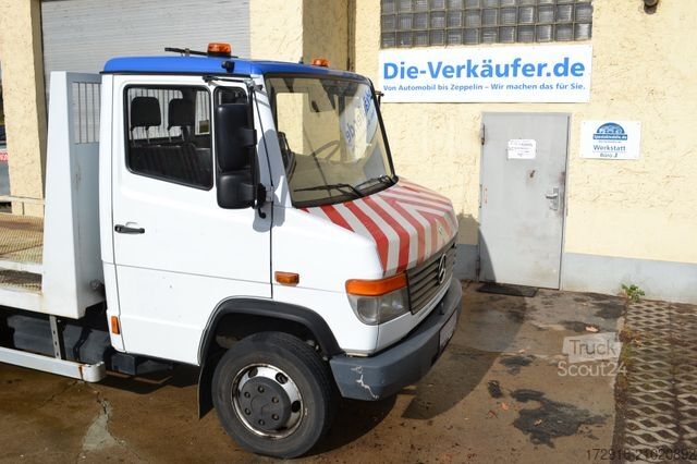 Bestelwagen autodrager MERCEDES-BENZ Vario 813 Schlepper Autotransporter