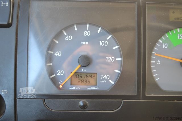 Vrachtwagen met bakwagen MERCEDES-BENZ Vario 816 Koffer Doppelkabine 1.Hand 105tkm Bl