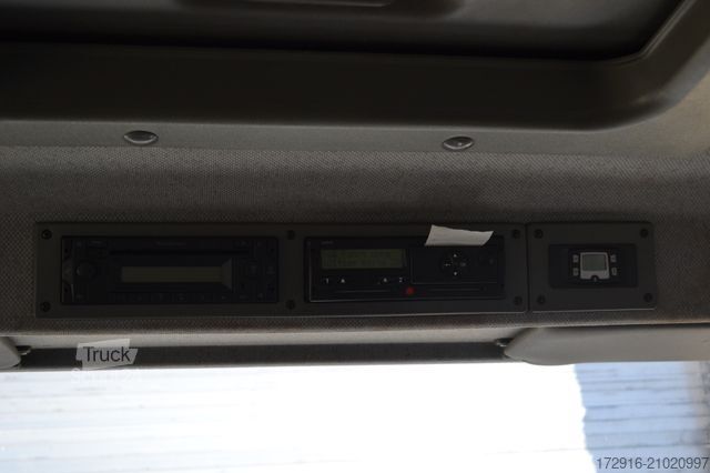 Vrachtwagen met bakwagen MERCEDES-BENZ Vario 816 Koffer Doppelkabine 1.Hand 105tkm Bl