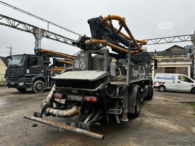 Betonpompwagen Mercedes-Benz Arocs 1830 K 4x2 Arocs 1830 K 4x2, Betonpumpe Schwing S 20, Funk