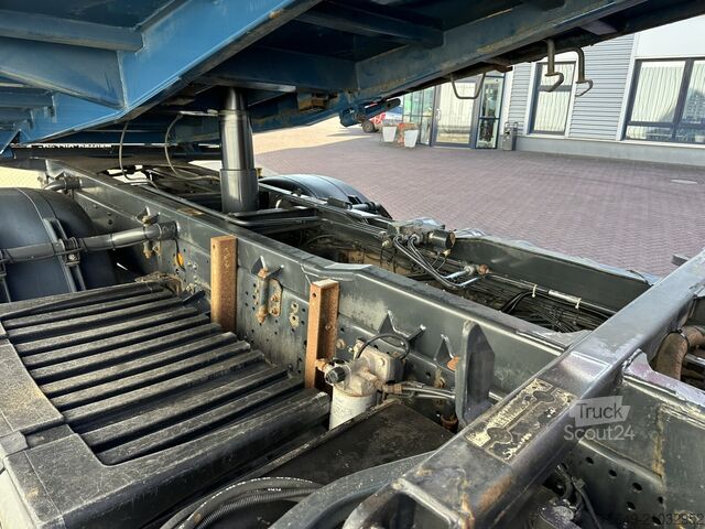 Macara turn Iveco-Magirus Trakker AD190T36 4x2 Trakker AD190T36 4x2, EEV, Kran Atlas AK 105.2-A2