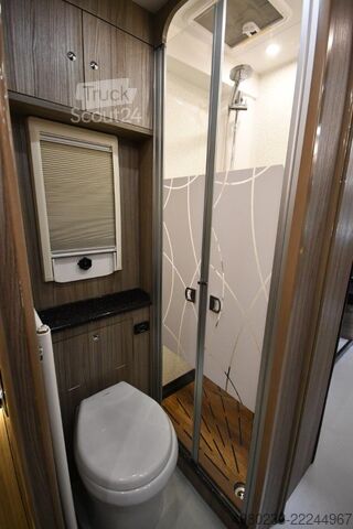Autorulotă integrată Iveco Daily Luxusreisemobil 2 Slide Outs