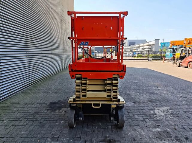 Schaarlift JLG 3246 ES