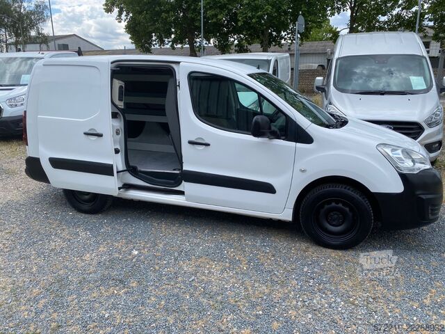 Bestelwagen PEUGEOT Partner L2Premium,Automatic,KLIMA,SHZ,AHK,Regal