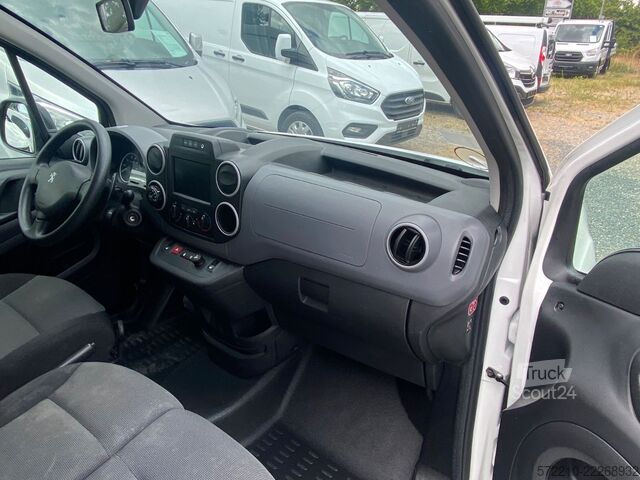 Bestelwagen PEUGEOT Partner L2Premium,Automatic,KLIMA,SHZ,AHK,Regal