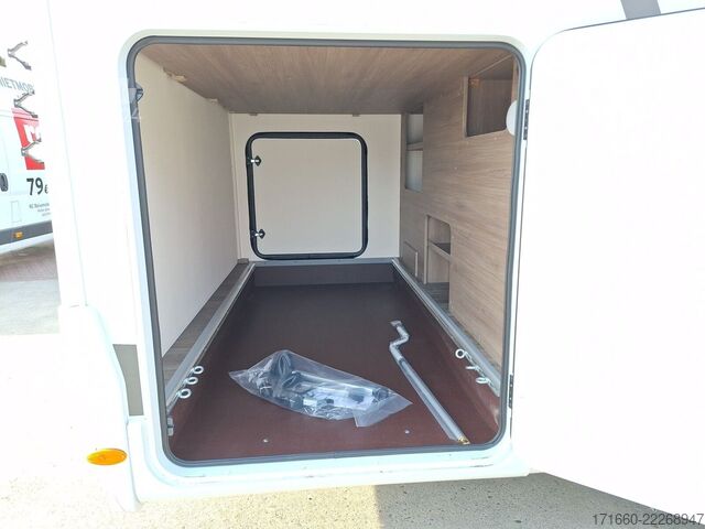 Halvintegreret autocamper CARADO pro+ T 338 TV/SAT, Navi+RFK, Hubbett