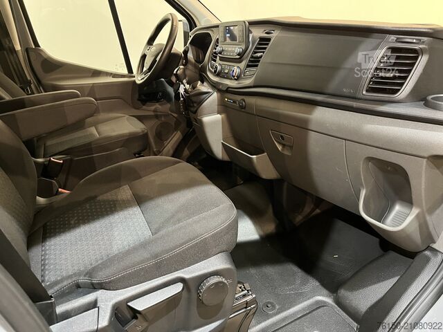 Платформенный фургон с двойной кабиной Ford Transit 2.0 TDCI L2H1 130 PK DC 6 pers. Trend O...