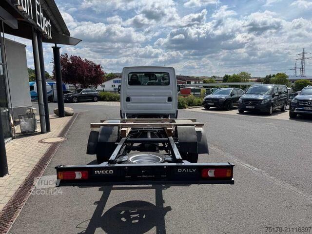 Šasija ar kabīni Iveco Daily 50C18 HA8 3.0L *R4.350mm*Klima*Automatik*
