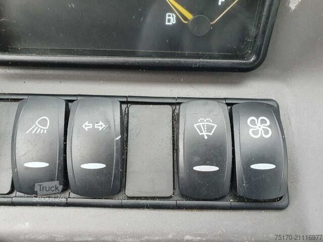 Mini-pelle Volvo EC18E / nur 415h! / MS01 / 2021 / inkl 2x Löffel