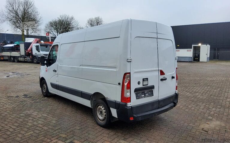 Panel van Renault Master 150.35 GESLOTEN L2H2 - EURO 6 - VF6MF000...