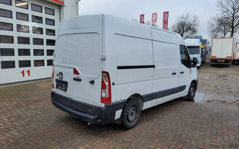 Panel van Renault Master 150.35 GESLOTEN L2H2 - EURO 6 - VF6MF000...