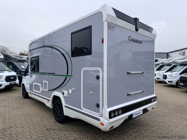 Polointegrovaný obytný vůz CHAUSSON 627 Titanium Line ~ ohne Hubbett `26