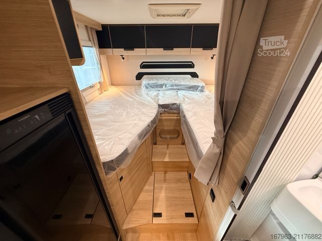 Polointegrovaný obytný vůz CHAUSSON 627 Titanium Line ~ ohne Hubbett `26