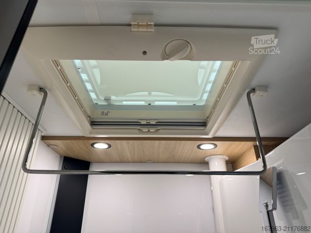 Polointegrovaný obytný vůz CHAUSSON 627 Titanium Line ~ ohne Hubbett `26