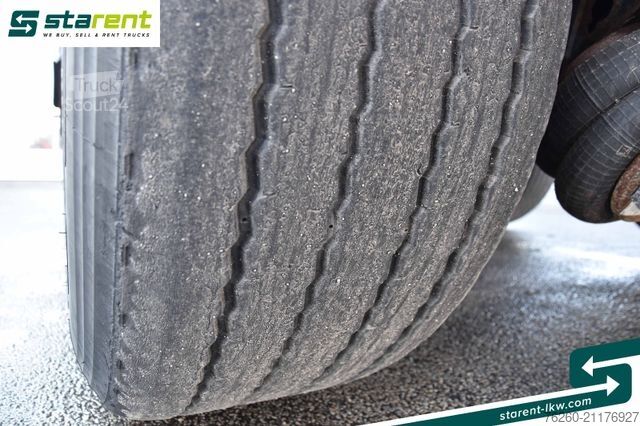 Návěs s výměnnou nástavbou FLIEGL Containerchassis light + Singamas Tank