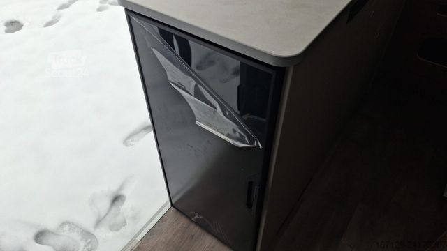 Campervan CARADO pro CV 600 Pro / Automatik / Voll LED / Digital