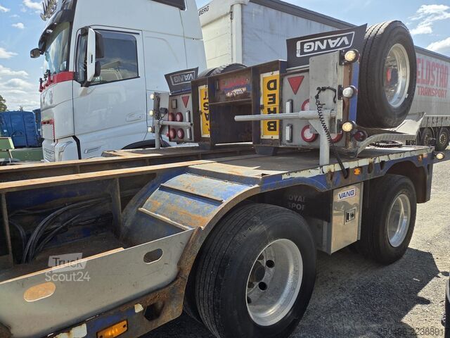 Standarta traktors Volvo FH 16 750 8x4+2 GCW 180 ton / DOLLY / RETARDER ...