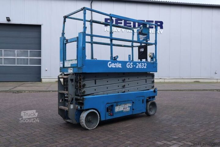 Scherenhebebühne Genie GS2632 Electric, Working Height 10m, 227kg Capacit