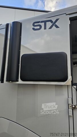 Furgons ar kasti Renault Master L