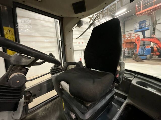 Carregadeira Terex TL 70